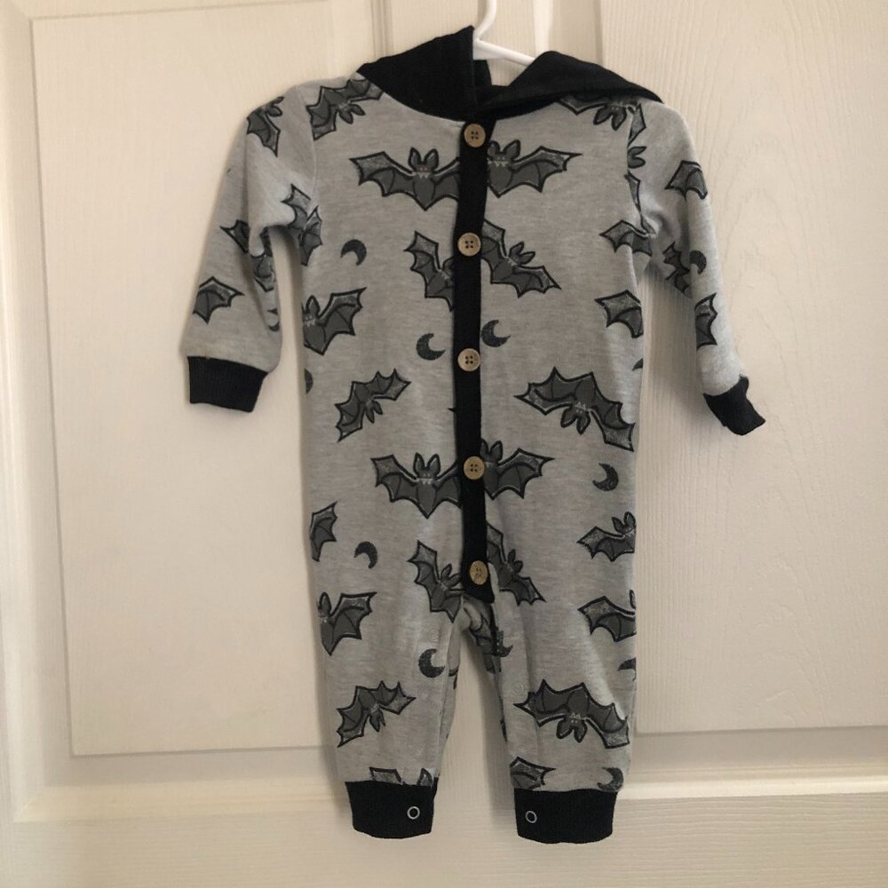 Halloween Spooky Bat Print One-Piece Jumper with Hood
